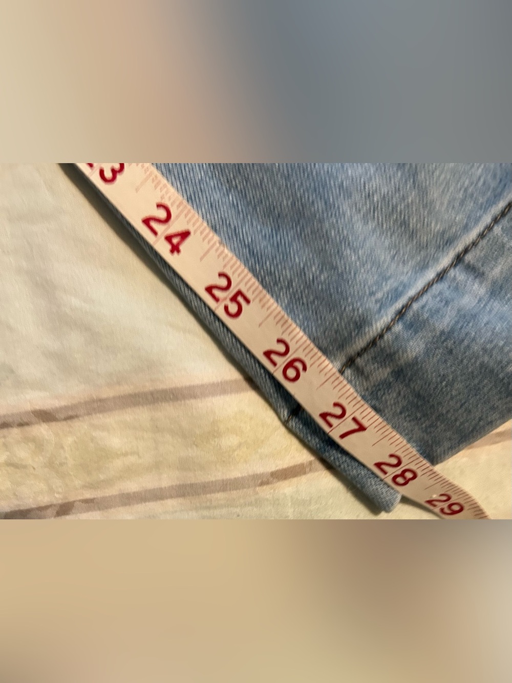 Kut from the Kloth Kelsey Mid Rise Wide Hem Ankle Flare Jeans Light Wash 12 - Picture 7 of 12